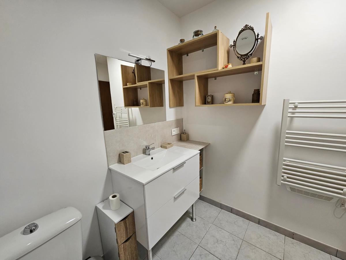 Appartement Les Oliviers à Ansouis Extérieur photo