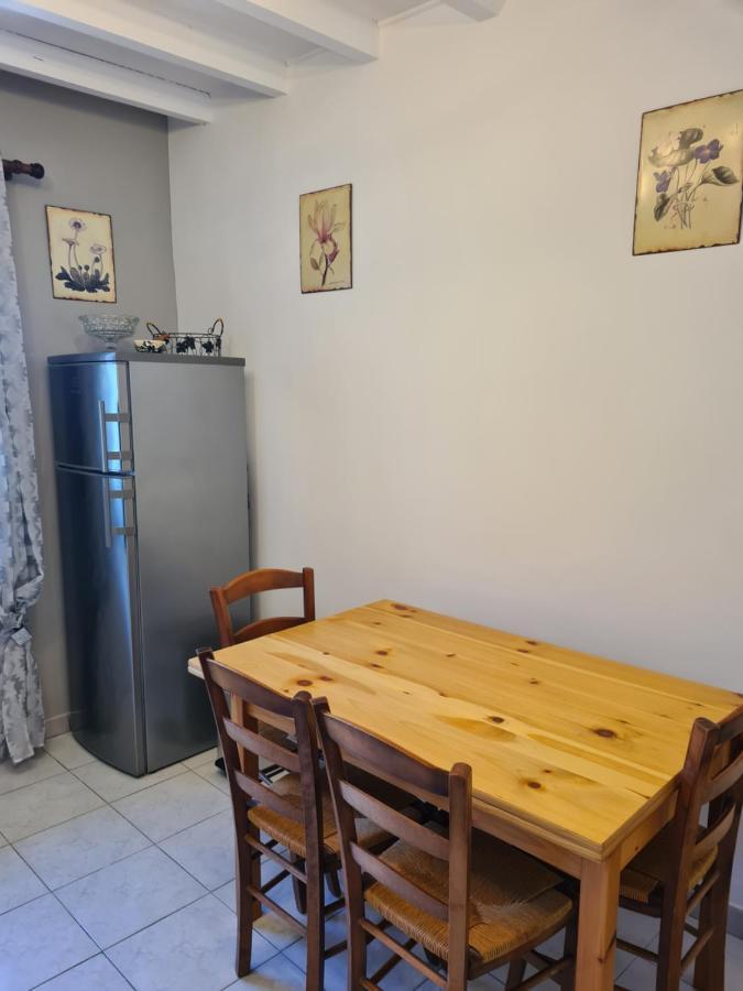 Appartement Les Oliviers à Ansouis Extérieur photo